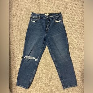 A&F The Mom High Rise Jean